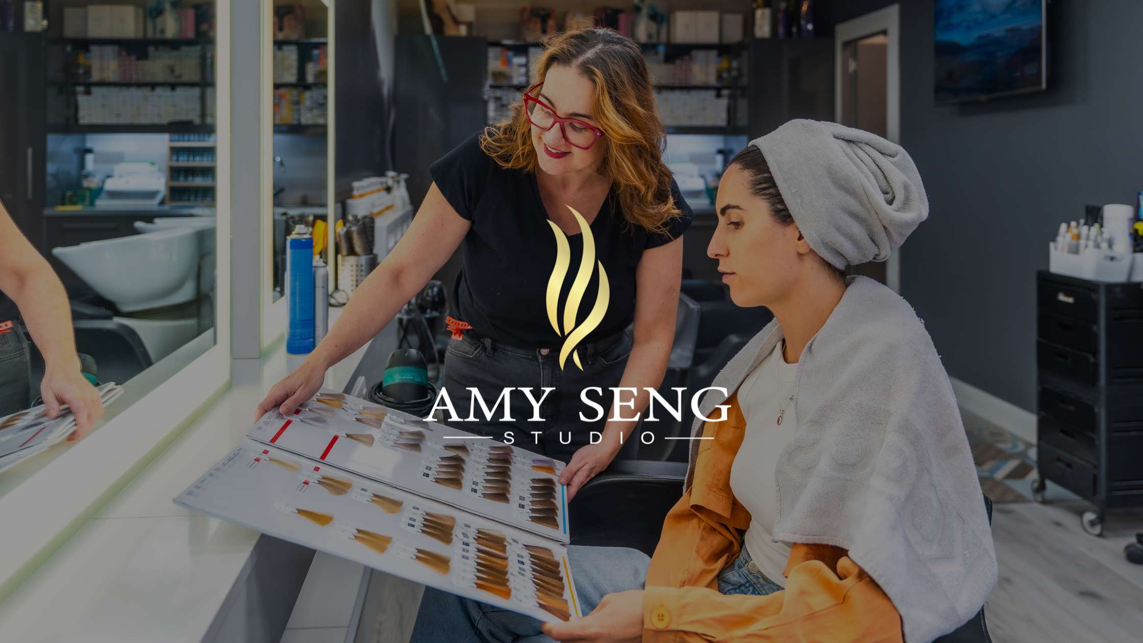 Pourquoi mes cheveux deviennent-ils orange après une décoloration ? 🧡